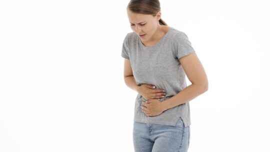 Mal de ventre : comment en venir à bout
