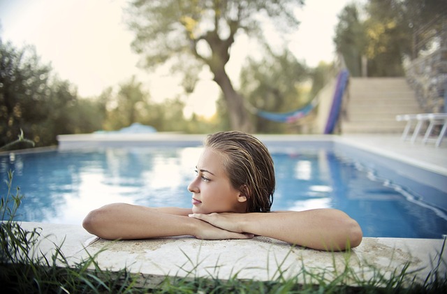 Guide des traitements de choc pour les piscines