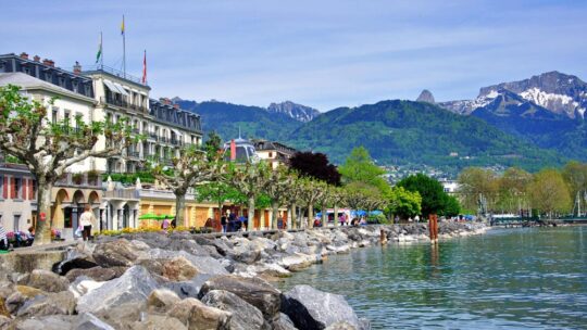 Vevey : la destination de voyage tendance de l’été avec notre agence de voyage