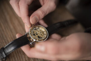 L'horlogerie de précision et le laiton