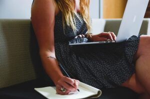 Pourquoi recruter un freelance informatique peut transformer votre entreprise