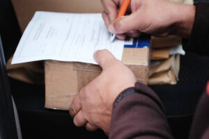 réexpédier le colis